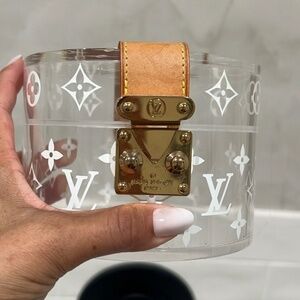 Louis Vuitton box Scott